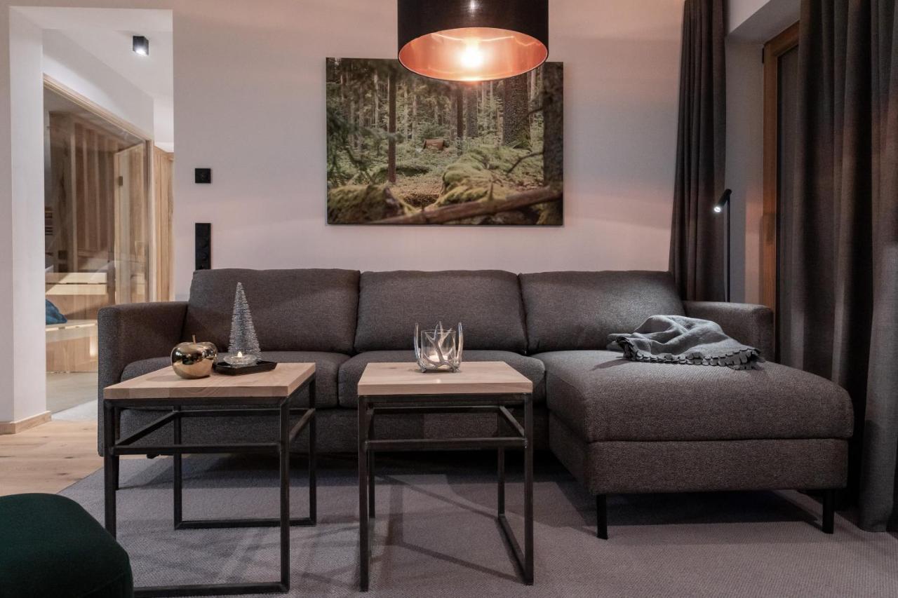 Forstgut - Premium Waldchalets Und Lodge Suiten Regen Eksteriør bilde
