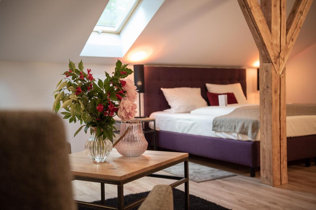 Forstgut - Premium Waldchalets Und Lodge Suiten Regen Eksteriør bilde
