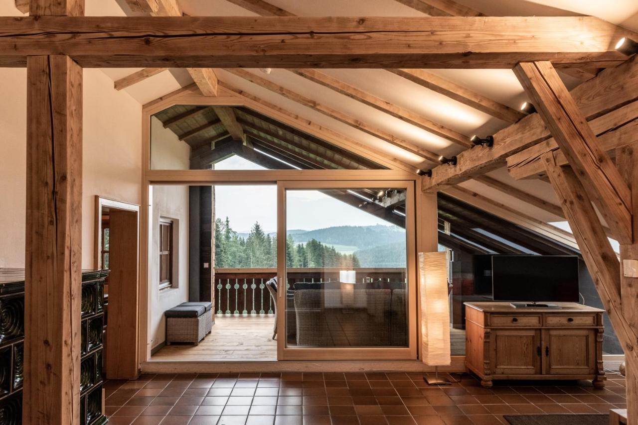 Forstgut - Premium Waldchalets Und Lodge Suiten Regen Eksteriør bilde