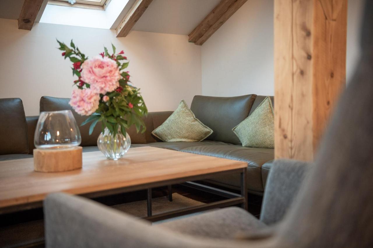 Forstgut - Premium Waldchalets Und Lodge Suiten Regen Eksteriør bilde